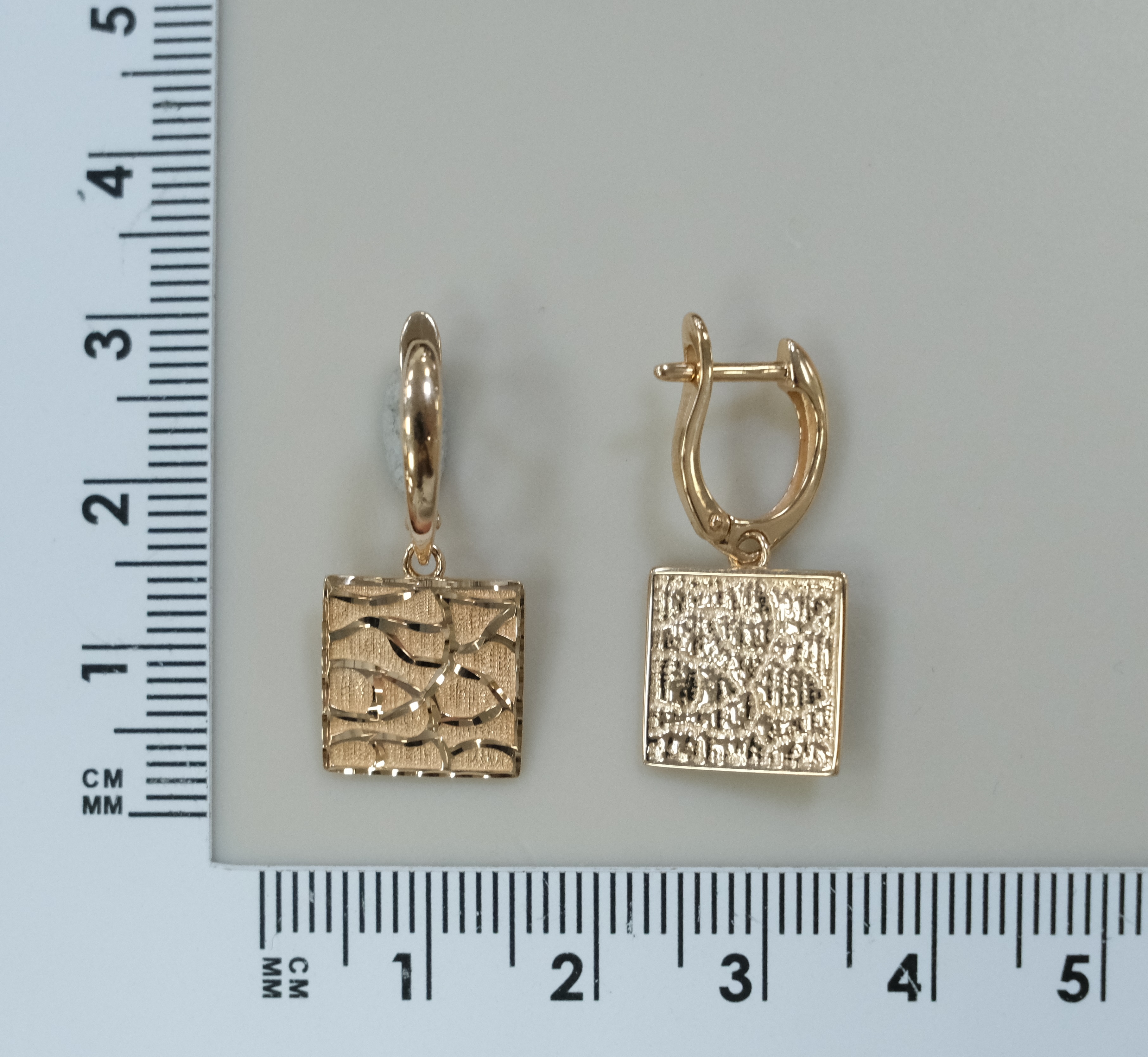 Серьги из золота
